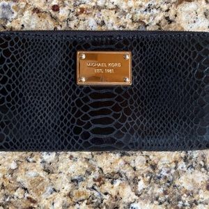 Michael kors large wallet
